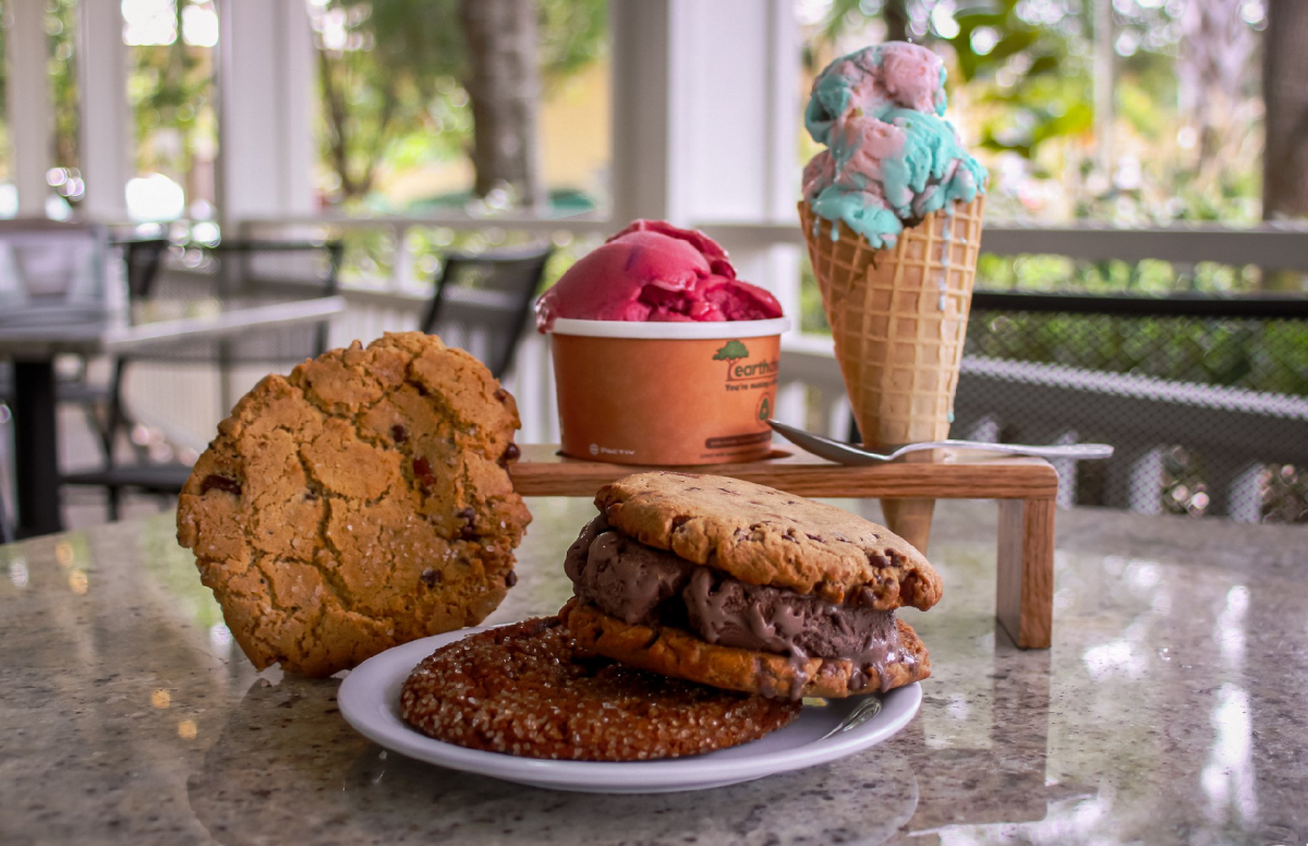 BuzzCatz Coffee and Sweets on Canal Road in Orange Beach, Alabama